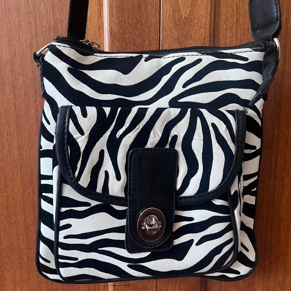 Black and White‎ Zebra Print Shoulder Bag 🦓